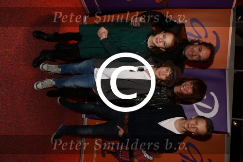 Hilversum, 6 December 2012
De Gouden Pepernoot uitreiking in het Gooiland theater
Marco Borsato met gezin
Foto Peter Smulders BV