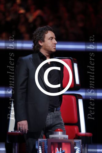 Hilversum 14 december 2012
Finale TVOH in studio 22 gepresenteerd door Martijn Krabbe en Wendy v Dijk.
Johannes Rypma en Leona Philippo zijn de finalisten.Marco Borsato en Roel v Velzen
Peter Smulders bv