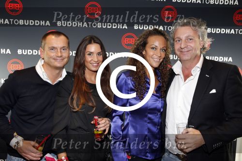 Amsterdam 23 november 2012
Opening nieuwe Buddha to Buddha pand in Amsterdam. Mark teurlings met Eelko v Kooten en dames
Peter Smulders bv