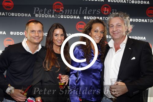 Amsterdam 23 november 2012
Opening nieuwe Buddha to Buddha pand in Amsterdam. Mark teurlings met Eelko v Kooten en dames
Peter Smulders bv