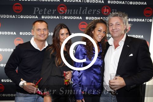 Amsterdam 23 november 2012
Opening nieuwe Buddha to Buddha pand in Amsterdam. Mark teurlings met Eelko v Kooten en dames
Peter Smulders bv