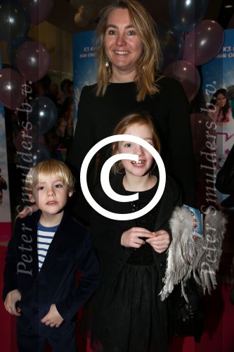 Amsterdam, 9 December 2012
Premiere Speelfilm K3 De Bengels
Melanie Schultz van Haegen met haar kinderen
Foto Peter Smulders BV