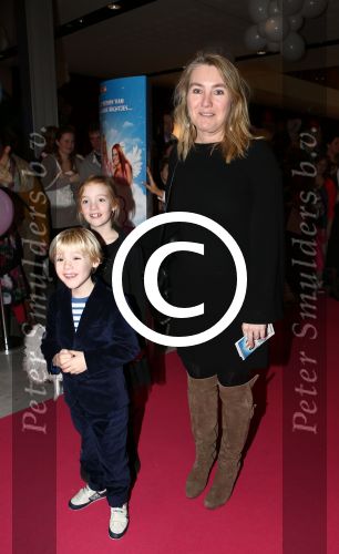 Amsterdam, 9 December 2012
Premiere Speelfilm K3 De Bengels
Melanie Schultz van Haegen met haar kinderen
Foto Peter Smulders BV