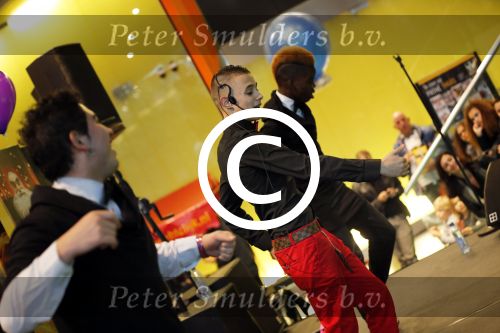 Amsterdam 25 november 2012
Premiere de vijf legendes in pathe arena. Monsif
Peter Smulders bv