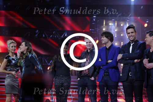 Hilversum 14 december 2012
Finale TVOH in studio 22 gepresenteerd door Martijn Krabbe en Wendy v Dijk.
Johannes Rypma en Leona Philippo zijn de finalisten. Nick en Simon
Peter Smulders bv