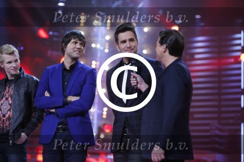 Hilversum 14 december 2012
Finale TVOH in studio 22 gepresenteerd door Martijn Krabbe en Wendy v Dijk.
Johannes Rypma en Leona Philippo zijn de finalisten. Nick en Simon
Peter Smulders bv