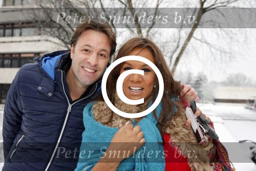 Hilversum 7 december 2012
Sky radio opbouwen Christmas tree (kerstboom) voor goede doelen. Victor Brand en Patty Brard
Peter Smulders bv
