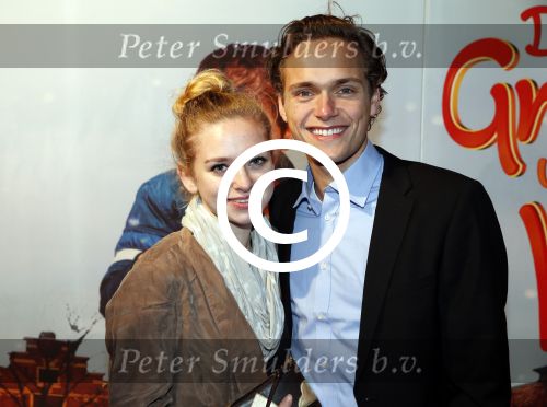 Amsterdam 9 december 2012
Premiere groeten van Mike in Tuschinski. Pip Pellens met vriend
Peter Smulders bv