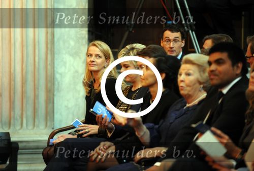 Amsterdam 12 december 2012
Uitreiking prins Claus prijzen in het paleis op de dam.
Koningin Beatrix Prins Willem Alexander prinses Maxima Prinses Mabel Prins Constantijn en Prinses Laurentien zijn aanwezig.
Peter Smulders bv