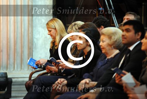 Amsterdam 12 december 2012
Uitreiking prins Claus prijzen in het paleis op de dam.
Koningin Beatrix Prins Willem Alexander prinses Maxima Prinses Mabel Prins Constantijn en Prinses Laurentien zijn aanwezig.
Peter Smulders bv