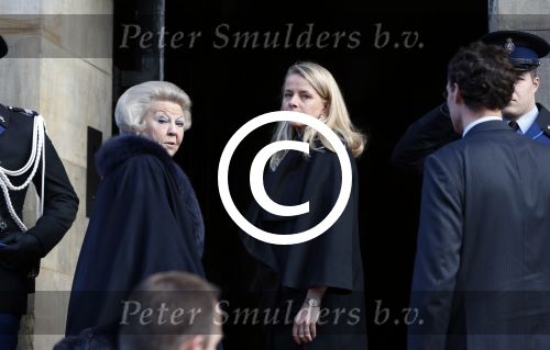 Amsterdam 12 december 2012
Uitreiking prins Claus prijzen in het paleis op de dam.
Koningin Beatrix Prins Willem Alexander prinses Maxima Prinses Mabel Prins Constantijn en Prinses Laurentien zijn aanwezig.
Peter Smulders bv