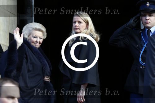Amsterdam 12 december 2012
Uitreiking prins Claus prijzen in het paleis op de dam.
Koningin Beatrix Prins Willem Alexander prinses Maxima Prinses Mabel Prins Constantijn en Prinses Laurentien zijn aanwezig.
Peter Smulders bv