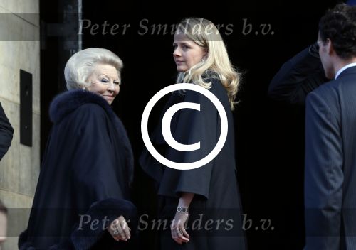 Amsterdam 12 december 2012
Uitreiking prins Claus prijzen in het paleis op de dam.
Koningin Beatrix Prins Willem Alexander prinses Maxima Prinses Mabel Prins Constantijn en Prinses Laurentien zijn aanwezig.
Peter Smulders bv