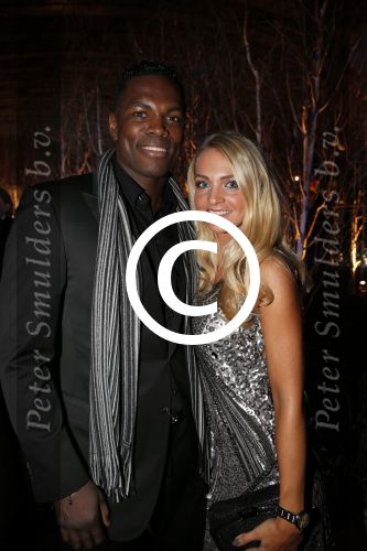 Amsterdam 6 december 2012
Openingsavond Luxery fair in de RAI. Remy Bonjasky met vriendin
Peter Smulders bv