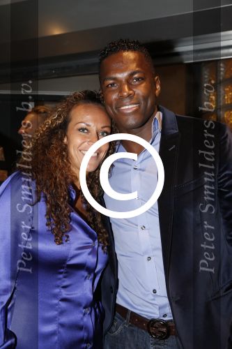 Amsterdam 23 november 2012
Opening nieuwe Buddha to Buddha pand in Amsterdam. Remy Bonjasky met Yvette Teurlings
Peter Smulders bv