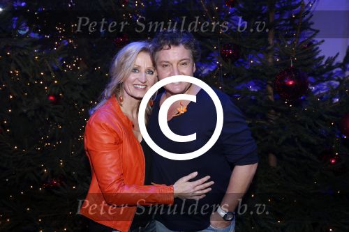 Hilversum 7 december 2012
Sky radio opbouwen Christmas tree (kerstboom) voor goede doelen. Rene en Natasja Froger
Peter Smulders bv