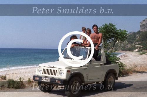 Samos (Griekenland) 17 Juli 1986
Rob de Nijs en Belinda Meuldijk met hun kinderen op het eiland Samos
Foto Peter Smulders BV