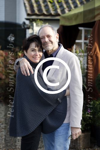 Hemmen 30 november 2012
Rob en Henriette de Nijs samen met zoons Robert en Joshi en Belinda Meuldijk met man Thierry Duval in restaurant Kerkplein 10.
Peter Smulders bv