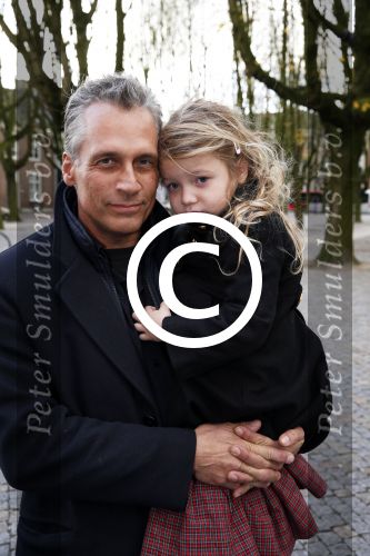 Den Bosch 25 november 2012
Premiere Annie in theater de parade. Robert Schoemacher met dochter Olivia
Peter Smulders bv