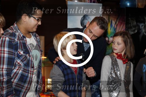 Amsterdam 25 november 2012
Premiere de vijf legendes in pathe arena. Patrick Martens met Sem ragas
Peter Smulders bv