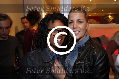 Amsterdam 23 november 2012
Opening nieuwe Buddha to Buddha pand in Amsterdam. Shary An TVOH met vriendin
Peter Smulders bv