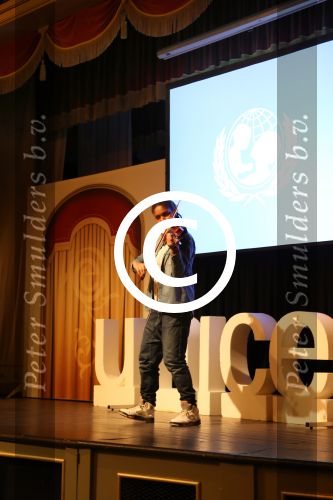 Kaatsheuvel, 13 December 2012
Paul v Vliet 20 jaar Ambassadeur van Unicef
Violiste Shauntell
Foto Peter Smulders BV