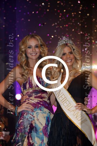 Bunnik 10 december 2012
Miss Nederland verkiezing gepresenteerd door Yolanthe Sneijder Cabau en Kim Kotter. Miss Noord Holland en Miss Nederland Stephanie Tency met oud Miss nEderland Kelly Weekers
Peter Smulders bv