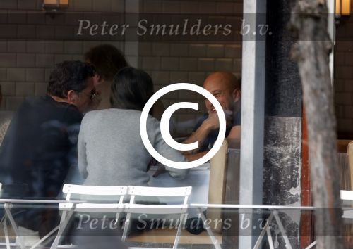 Amsterdam 22 november 2012
Barry Hay en zijn dochter aan het lunchen met Steve te Pas bij George.
Peter Smulders bv