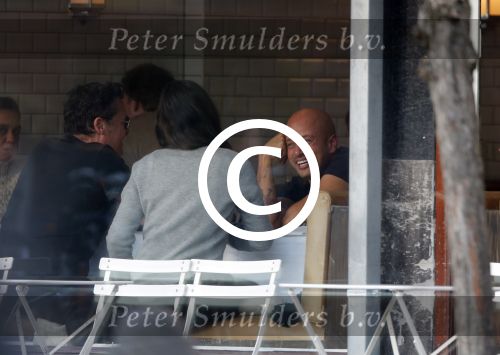 Amsterdam 22 november 2012
Barry Hay en zijn dochter aan het lunchen met Steve te Pas bij George.
Peter Smulders bv