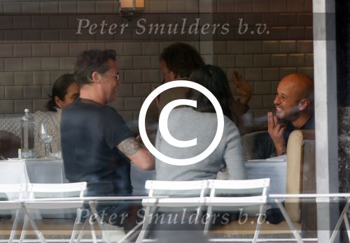 Amsterdam 22 november 2012
Barry Hay en zijn dochter aan het lunchen met Steve te Pas bij George.
Peter Smulders bv