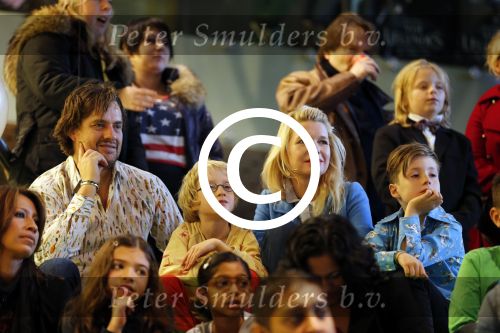 Amsterdam 25 november 2012
Premiere de vijf legendes in pathe arena. Tjitske Reidinga Vincent Croiset met hun zoons
Peter Smulders bv