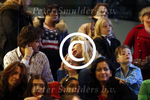 Amsterdam 25 november 2012
Premiere de vijf legendes in pathe arena. Tjitske Reidinga Vincent Croiset met hun zoons
Peter Smulders bv