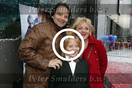 Amsterdam 25 november 2012
Premiere de vijf legendes in pathe arena. Victor Low met vrouw en zoon
Peter Smulders bv
