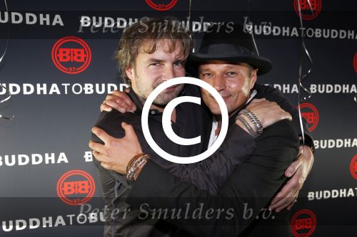 Amsterdam 23 november 2012
Opening nieuwe Buddha to Buddha pand in Amsterdam. Viktor Reinier met Batul Looman
Peter Smulders bv