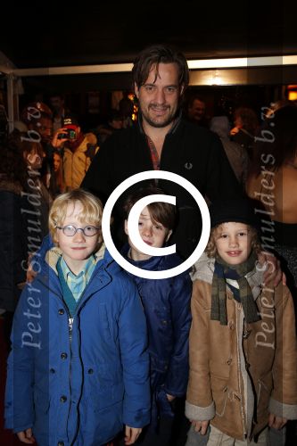 Amsterdam 9 december 2012
Premiere groeten van Mike in Tuschinski. Vincent Croisetr met zoons en vriendje
Peter Smulders bv