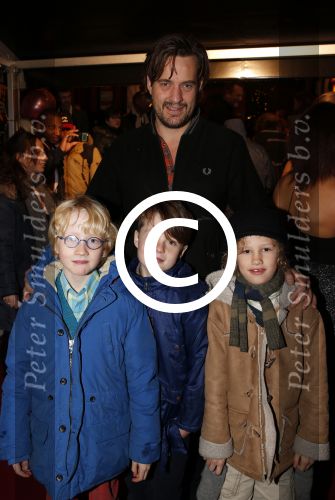 Amsterdam 9 december 2012
Premiere groeten van Mike in Tuschinski. Vincent Croisetr met zoons en vriendje
Peter Smulders bv