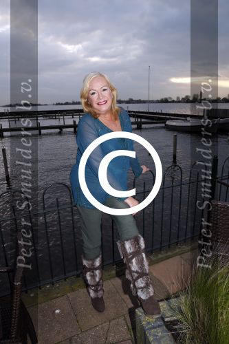 Loosdrecht 26 november 2012
Presentatie cd Anneke Gronloh bij het Golden Tulip hotel. Viola Holt
Peter Smulders bv