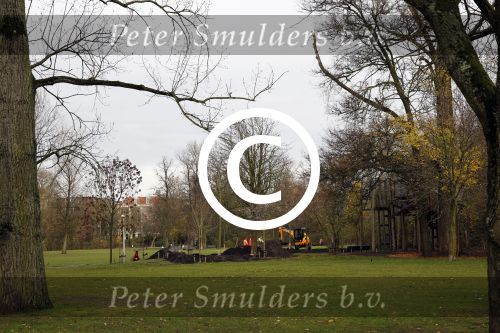 Amsterdam 26 november 2012
Het laatste huis dat Frank Rijkaard heeft gekocht aan het vondelpark wat nu verbouwd wordt.
Peter Smulders bv