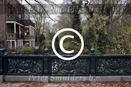 Amsterdam 26 november 2012
Het laatste huis dat Frank Rijkaard heeft gekocht aan het vondelpark wat nu verbouwd wordt.
Peter Smulders bv
