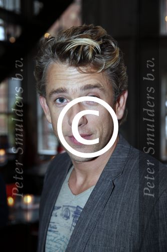 Amsterdam 10 december 2012
Presentatie nieuwe rtl serie divorce naar een idee van Linda de Mol. Waldemar Torenstra
Peter Smulders bv