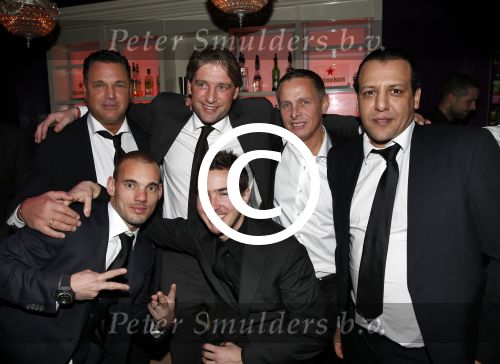 Bunnik 10 december 2012
Miss Nederland verkiezing gepresenteerd door Yolanthe Sneijder Cabau en Kim Kotter. Wesley Sneijder met zijn beste vrienden
Peter Smulders bv