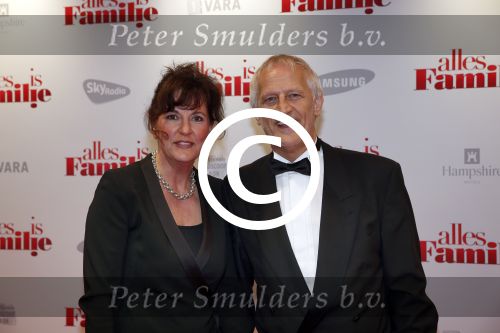 Amsterdam 19 november 2012
Premiere alles is familie in het nieuwe de la mar theater. Wilbert Gieske met vrouw
Peter Smulders bv