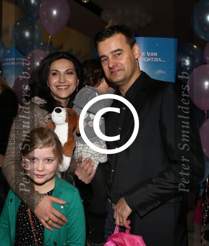 Amsterdam, 9 December 2012
Premiere Speelfilm de Drie Bengeltjes van K3
Wilfred Genee met Lili Pirayesh en kinderen
Foto Peter Smulders BV