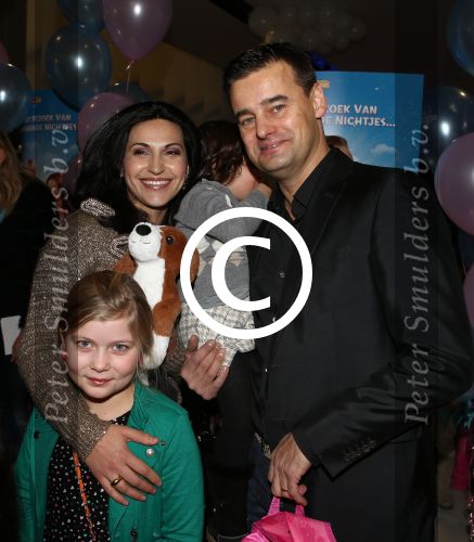 Amsterdam, 9 December 2012
Premiere Speelfilm de Drie Bengeltjes van K3
Wilfred Genee met Lili Pirayesh en kinderen
Foto Peter Smulders BV