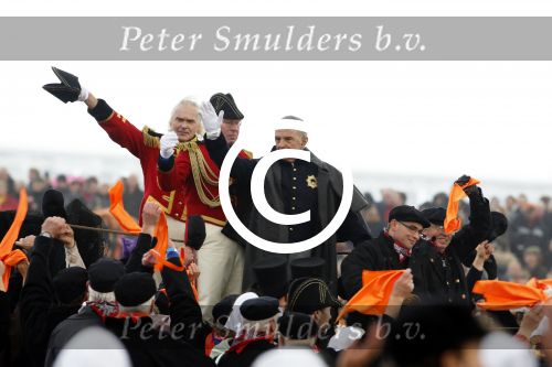 Scheveningen 30 november 2013
Huub Stapel speelt Koning Wilhelm tijdens 200 jaar koninkrijk
