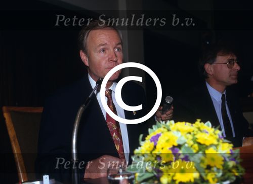 8 November 1991
Installatie Jan Terlouw als Commissaris van de Koningin Gelderland