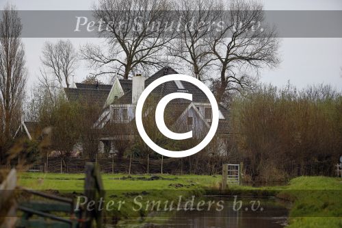 Uitdam 28 november 2013
Katja Schuurman en Thijs romer hun huis