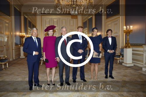 Den Haag, 8 November 2013
Staatsbezoek Belgie aan Nederland
Koningin Mathilde, Koning Filip, Koning Willem Alexander en Koningin Maxima, Mark Rutte en Elio Di Rupo
Foto Peter Smulders BV