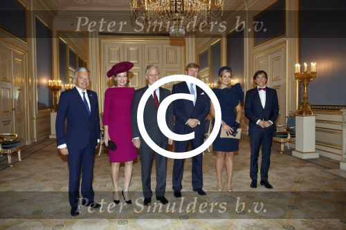 Den Haag, 8 November 2013
Staatsbezoek Belgie aan Nederland
Koningin Mathilde, Koning Filip, Koning Willem Alexander en Koningin Maxima, Mark Rutte en Elio Di Rupo
Foto Peter Smulders BV