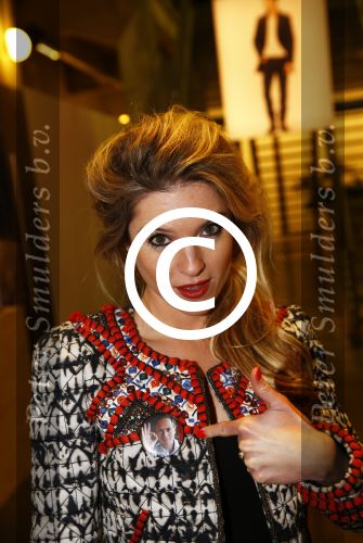 Amsterdam 13 november 2013
Bn ers kunnen een dag voordat het in de winkels van Hennes en Mauritz ligt de kollektie van isabel Marant kopen. Jort Kelder en Lauren Verster